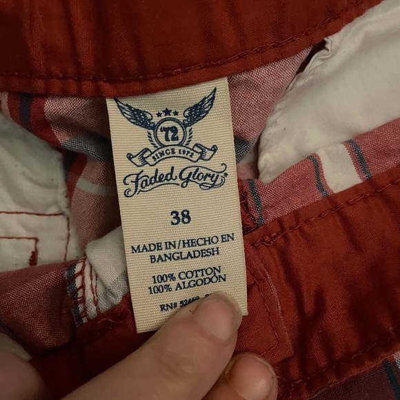 Men’s shorts - Picture 2 of 3